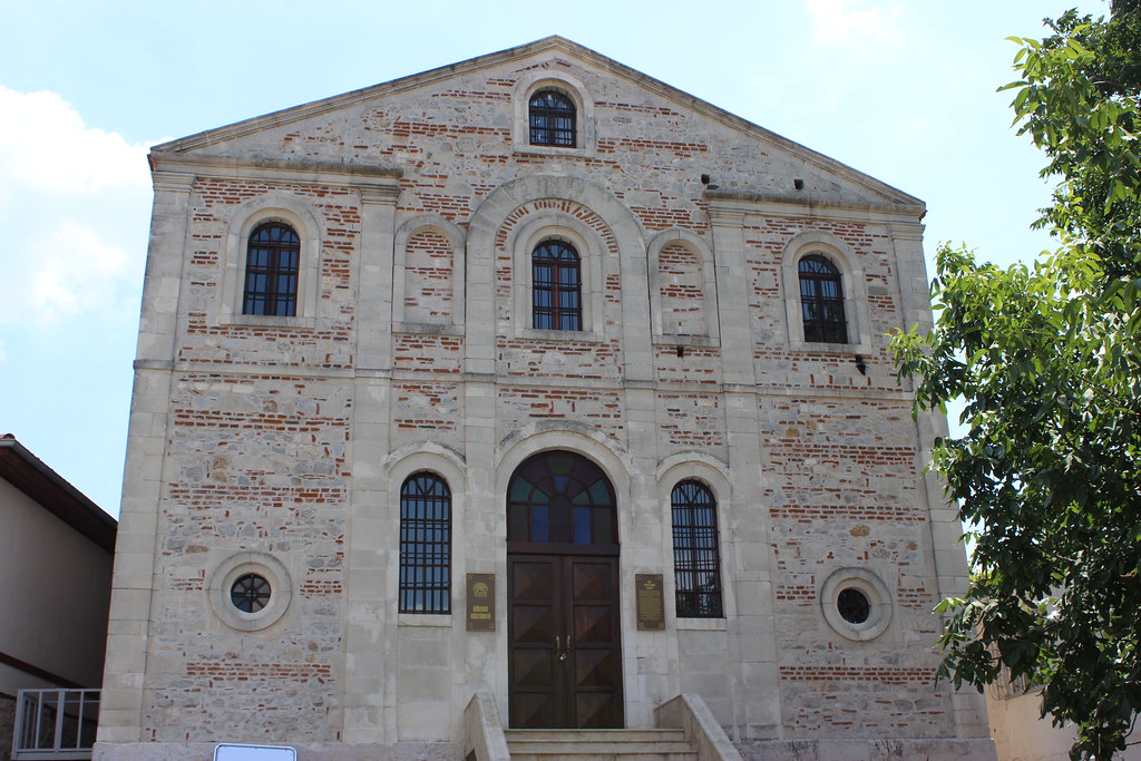 St. Panteleimon Kilisesi 