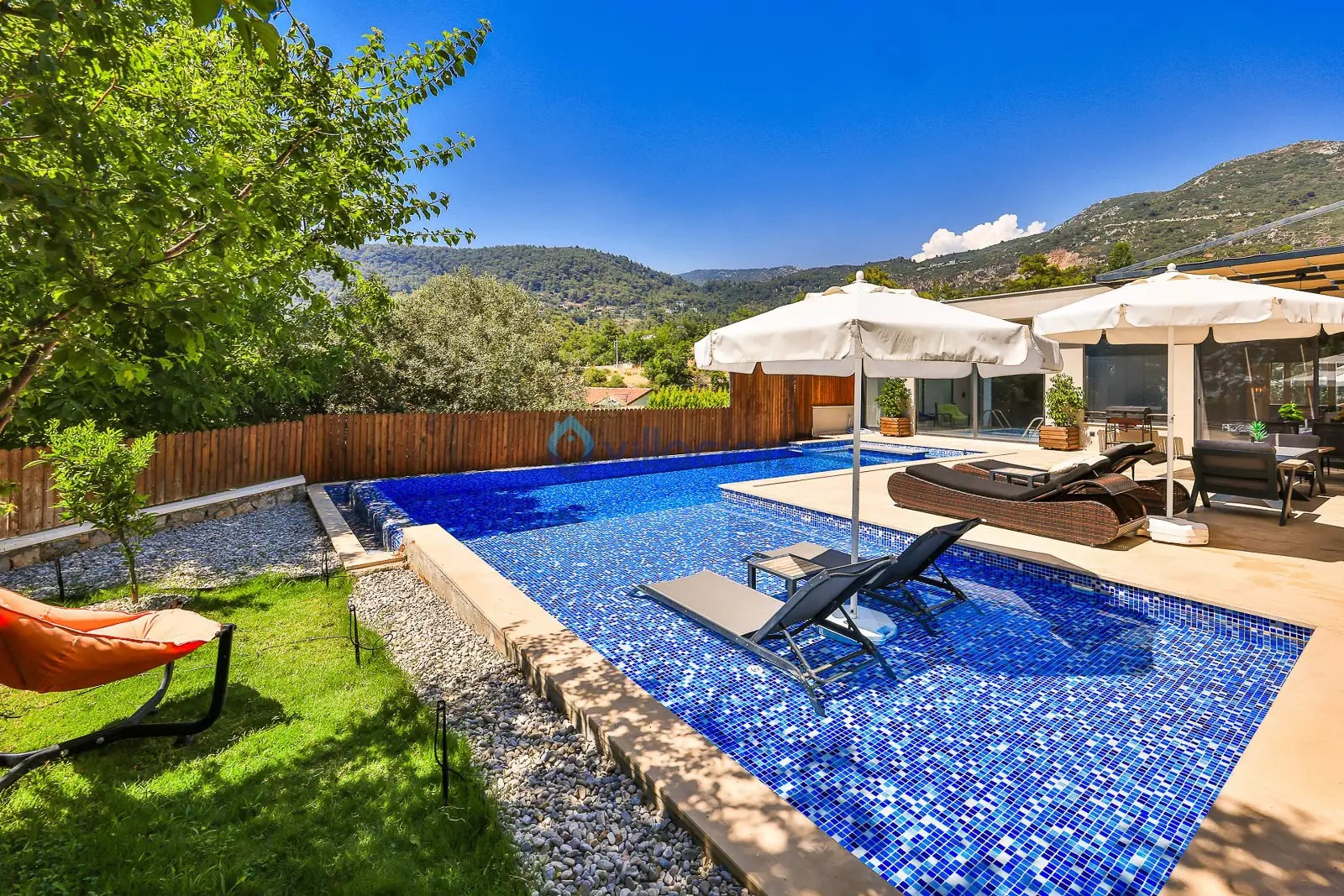 Kiralık Villa Muhafazakar